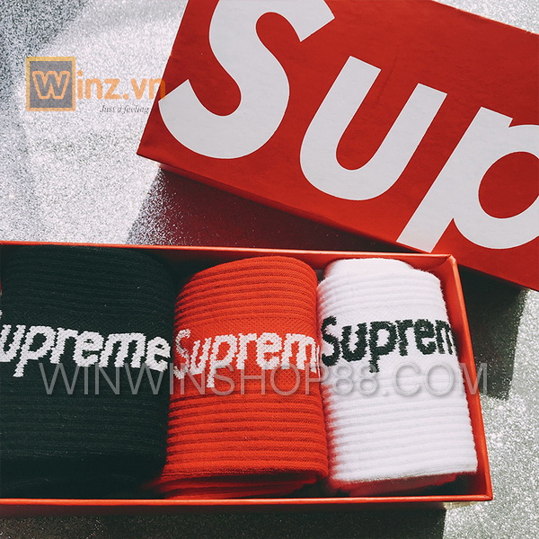 Bộ 6 đôi vớ Supreme (kèm hộp đựng)