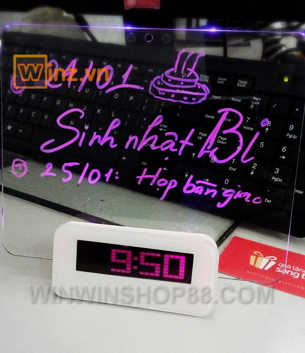 Dong-ho-bang-da-quang-HIGHSTAR-1140C-co-cong-USB