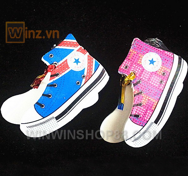 Giay-note-hinh-giay-Converse