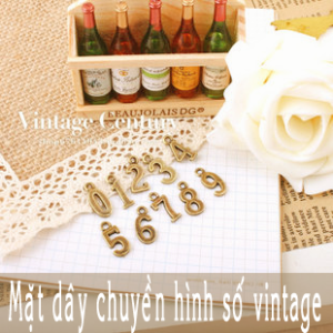 Mặt dây chuyền hình số vintage mdc64