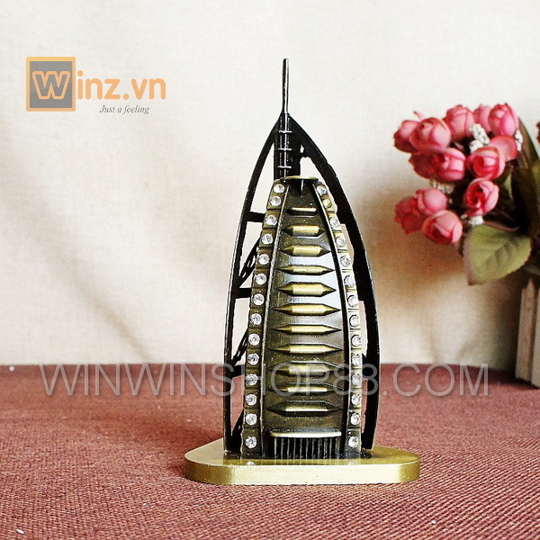 Mô hình khách sạn Burj Al Arab V.2 cao 16 cm