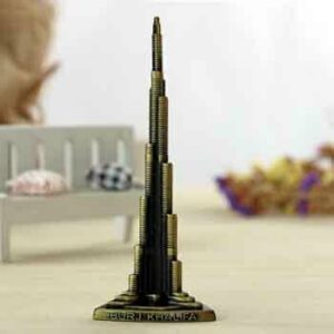 Mô hình nhà chọc trời Burj Khalifa cao 22 cm