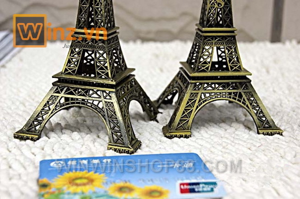 Mo-hinh-thap-Eiffel-cao-15-cm