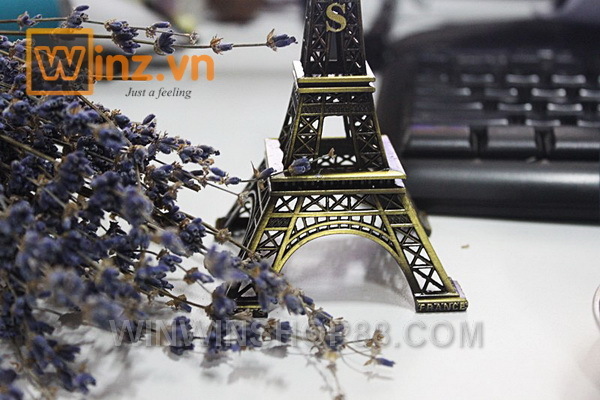 Mo-hinh-thap-Eiffel-cao-15-cm