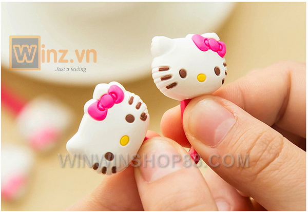 Dung-cu-thu-day-meo-Hello-Kitty-V1